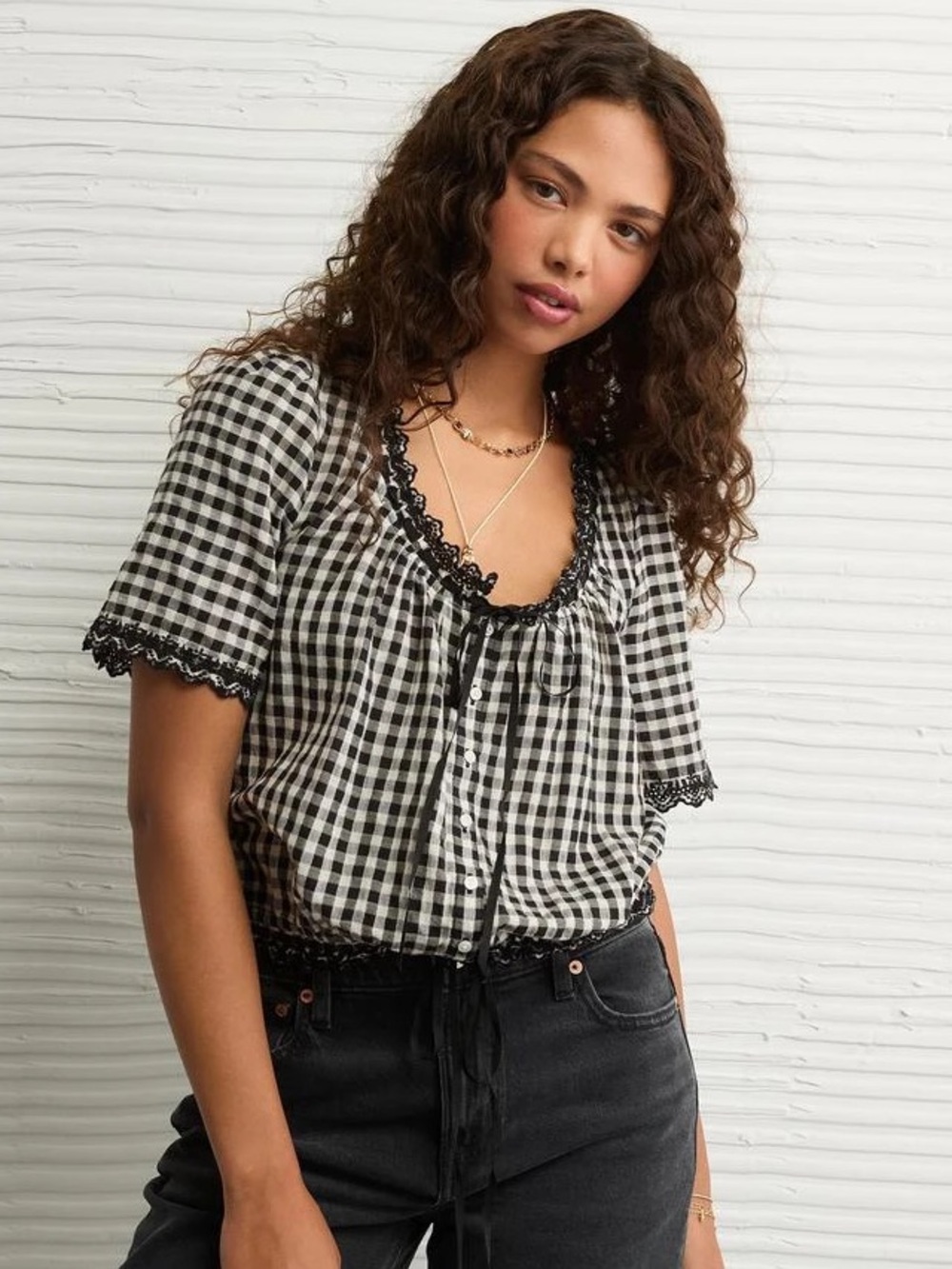 NWT AE short-sleeve gingham button-up blouse